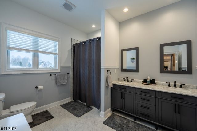 27 Sterling Dr, Wantage Twp., NJ 07461