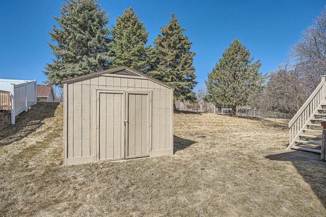 2100 Highland Drive, Hastings, MN 55033