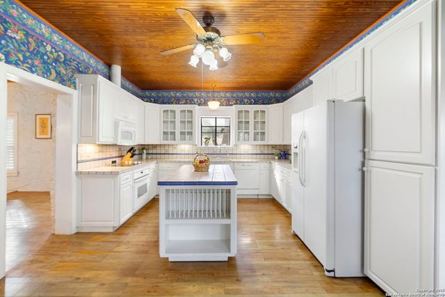 315 Flying R Ranch, Spring Branch, TX 78070