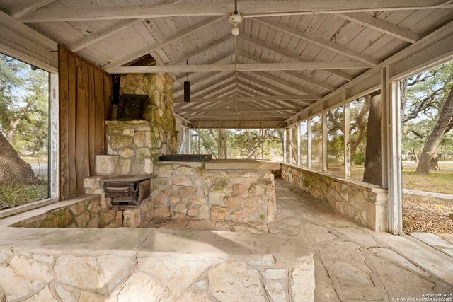 315 Flying R Ranch, Spring Branch, TX 78070