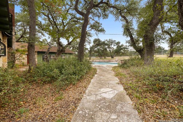 315 Flying R Ranch, Spring Branch, TX 78070