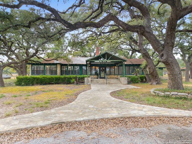 315 Flying R Ranch, Spring Branch, TX 78070