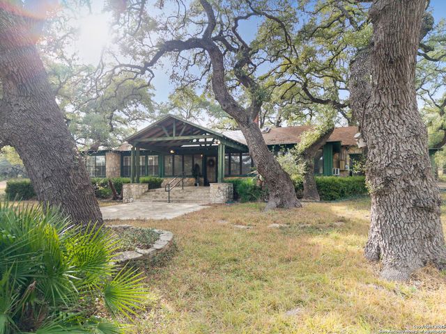 315 Flying R Ranch, Spring Branch, TX 78070