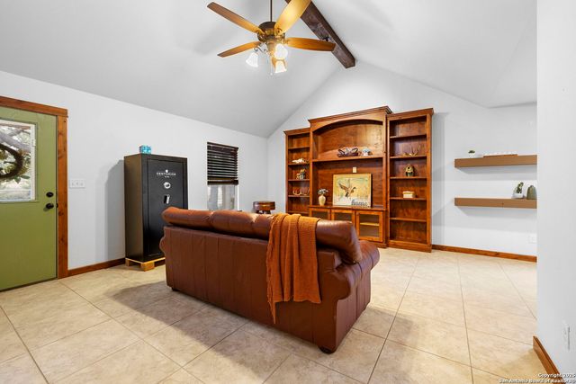 315 Flying R Ranch, Spring Branch, TX 78070