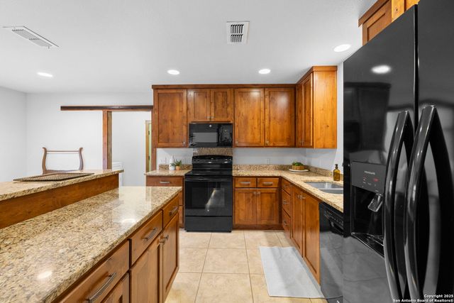 315 Flying R Ranch, Spring Branch, TX 78070