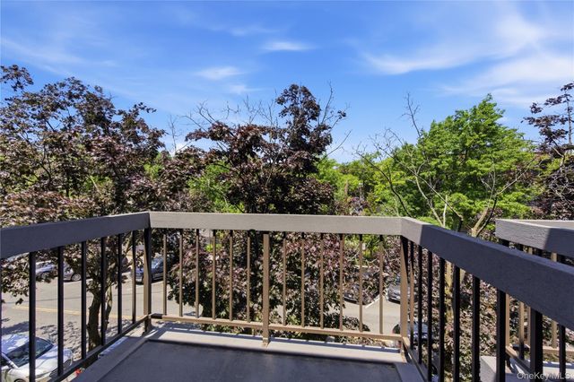 16306 71st Avenue 1323, Fresh Meadows, NY 11365
