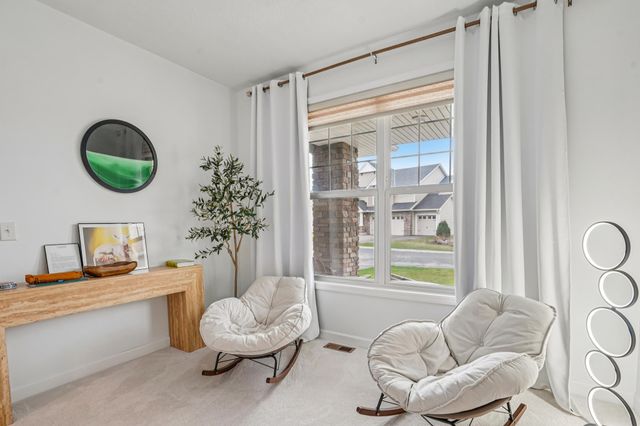 5928 Pinnacle Circle NE, Prior Lake, MN 55372