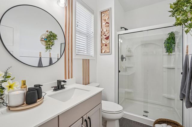 5928 Pinnacle Circle NE, Prior Lake, MN 55372