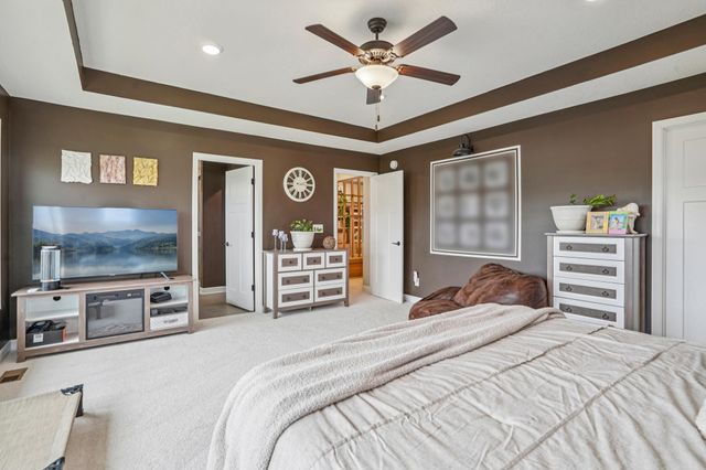 5928 Pinnacle Circle NE, Prior Lake, MN 55372