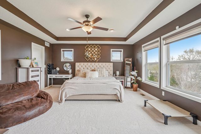 5928 Pinnacle Circle NE, Prior Lake, MN 55372