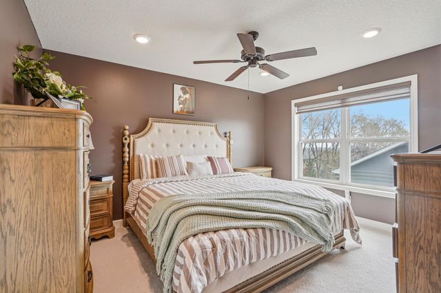 5928 Pinnacle Circle NE, Prior Lake, MN 55372