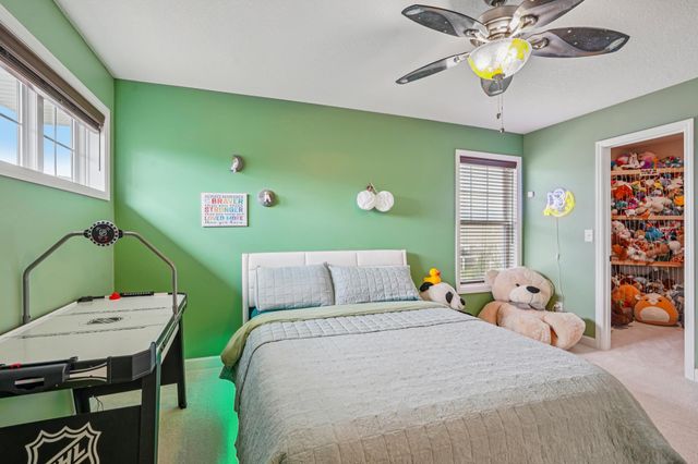 5928 Pinnacle Circle NE, Prior Lake, MN 55372