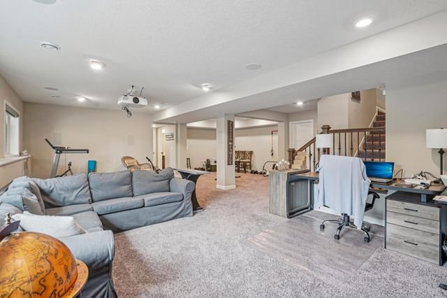 5928 Pinnacle Circle NE, Prior Lake, MN 55372