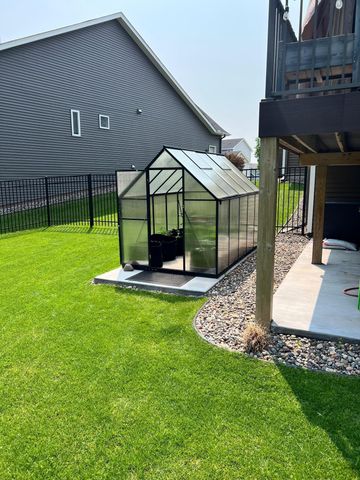 5928 Pinnacle Circle NE, Prior Lake, MN 55372