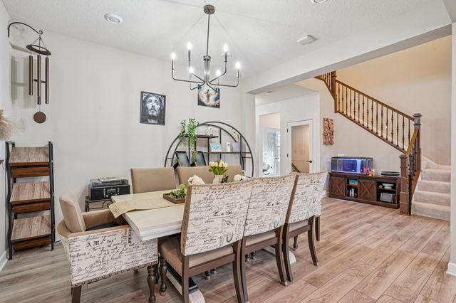 5928 Pinnacle Circle NE, Prior Lake, MN 55372