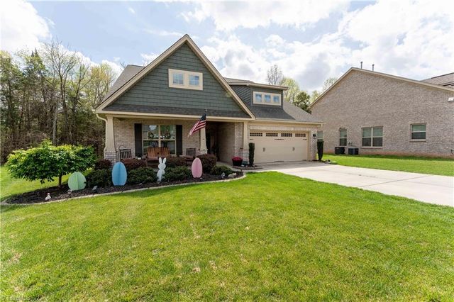 4593 Olivine Lane, Pfafftown, NC 27040