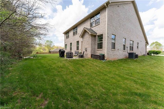 4593 Olivine Lane, Pfafftown, NC 27040