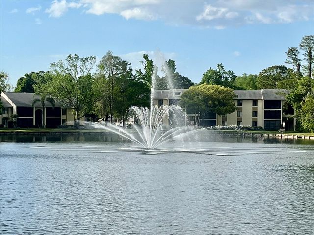 1423 PINE GLEN LANE H2, Tarpon Springs, FL 34688