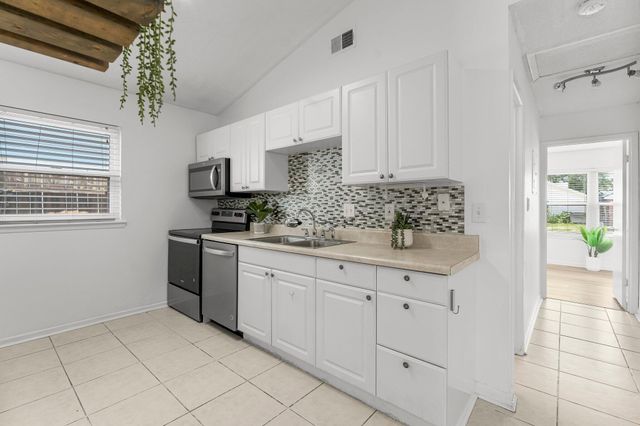 237 Indian Oaks Drive, Destin, FL 32541