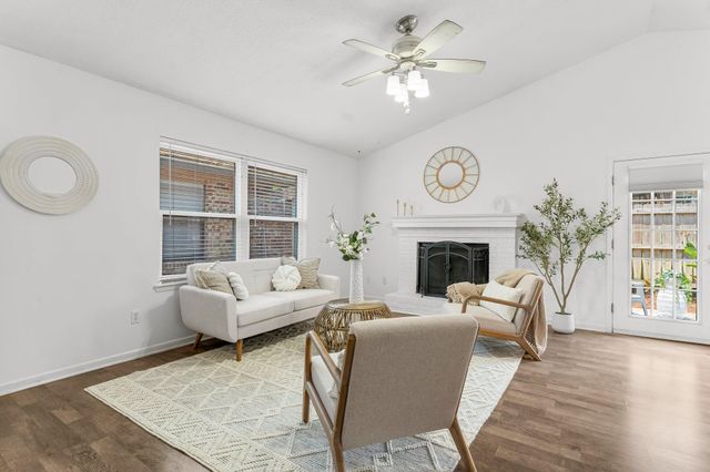 237 Indian Oaks Drive, Destin, FL 32541
