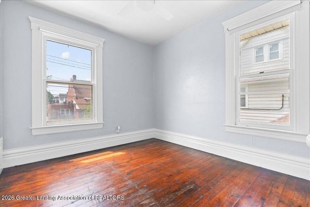 320 W Genesee Street, Lansing, MI 48933