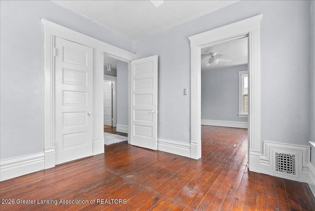 320 W Genesee Street, Lansing, MI 48933