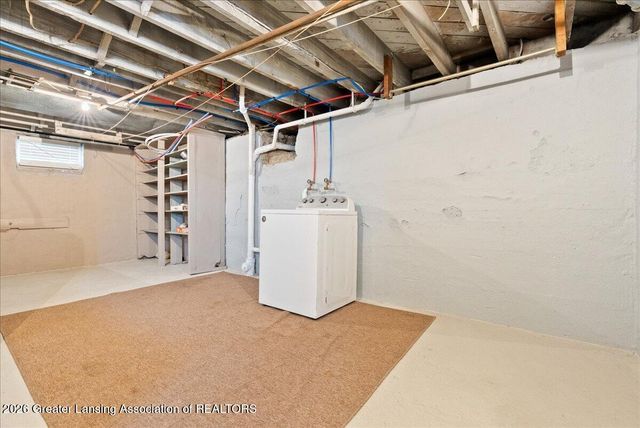 320 W Genesee Street, Lansing, MI 48933