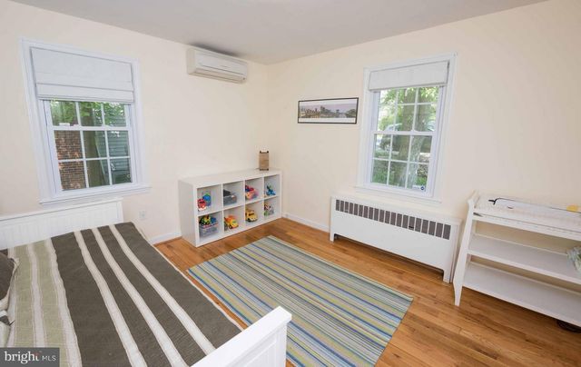 2416 S CULPEPER ST, Arlington, VA 22206