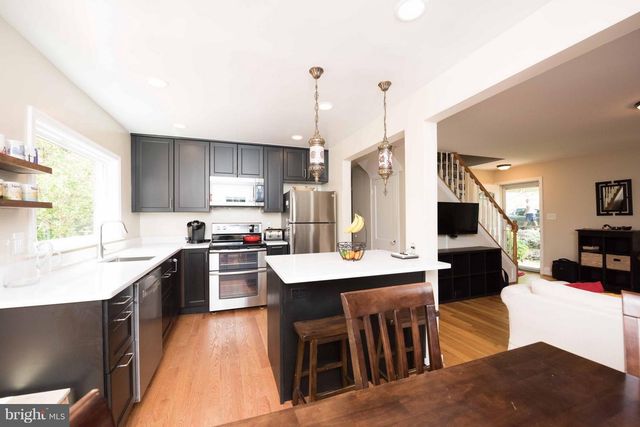 2416 S CULPEPER ST, Arlington, VA 22206