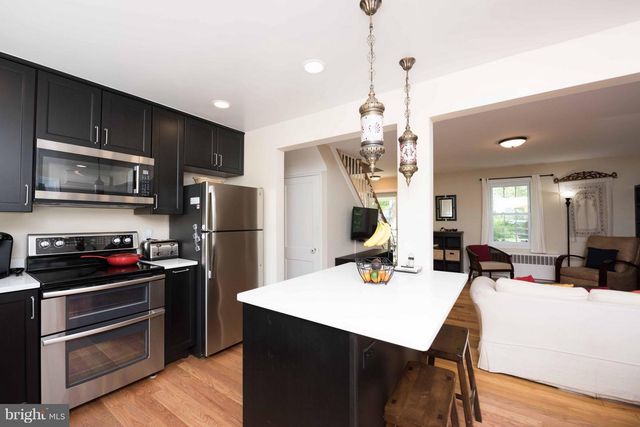 2416 S CULPEPER ST, Arlington, VA 22206