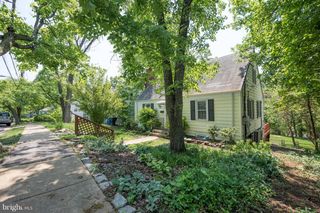 2416 S CULPEPER ST, Arlington, VA 22206