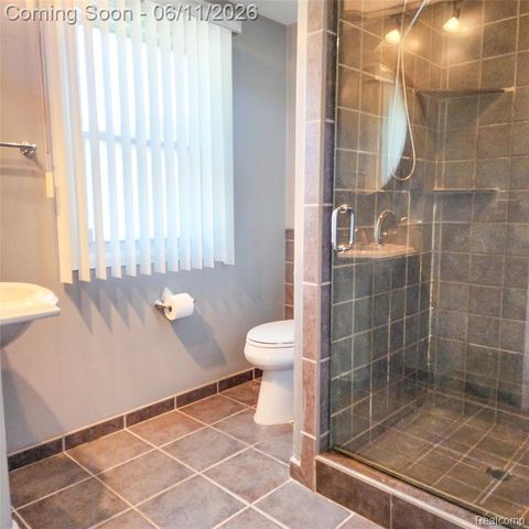 17020 Pennsylvania Street, Southfield, MI 48075