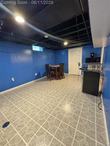 17020 Pennsylvania Street, Southfield, MI 48075