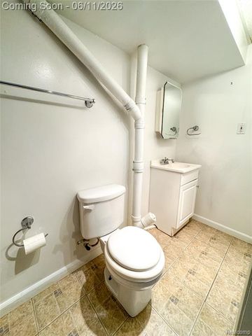 17020 Pennsylvania Street, Southfield, MI 48075