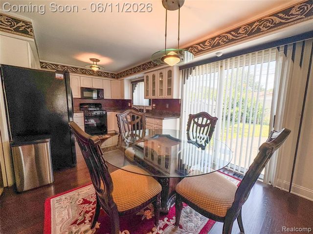 17020 Pennsylvania Street, Southfield, MI 48075