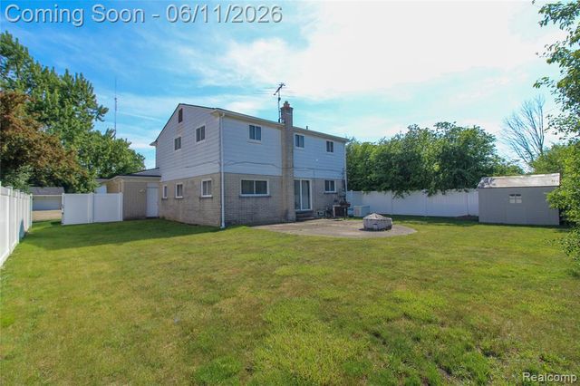17020 Pennsylvania Street, Southfield, MI 48075