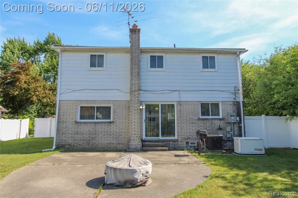 17020 Pennsylvania Street, Southfield, MI 48075
