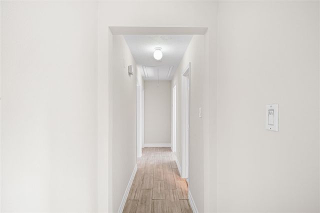 327 Windward Drive, League City, TX 77573