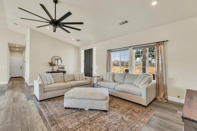 6048 Amos Ln, Valley Springs, CA 95252