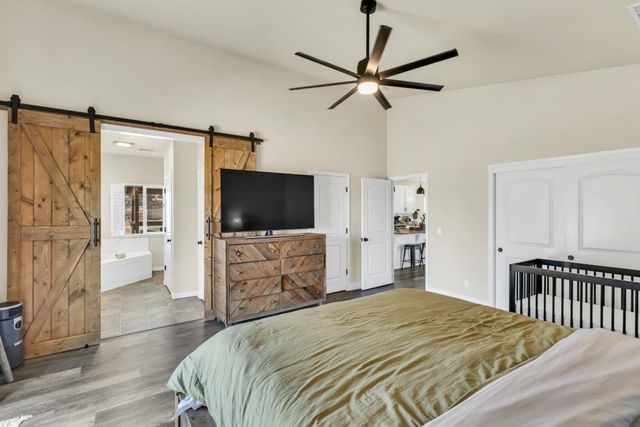 6048 Amos Ln, Valley Springs, CA 95252