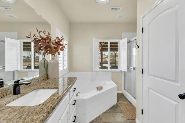 6048 Amos Ln, Valley Springs, CA 95252