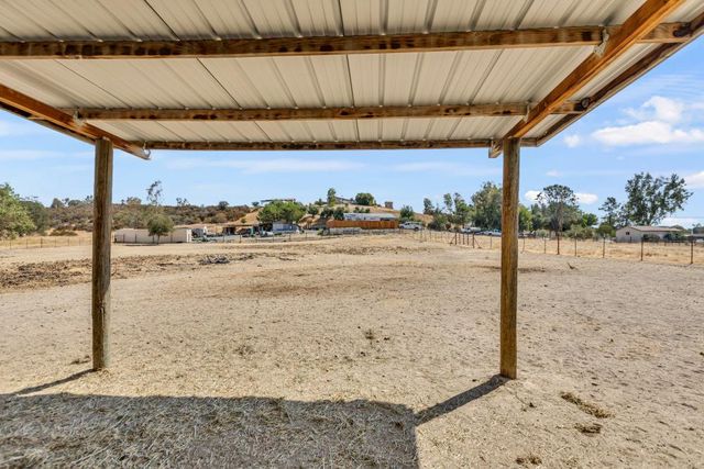 6048 Amos Ln, Valley Springs, CA 95252