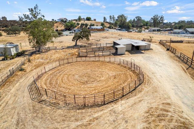 6048 Amos Ln, Valley Springs, CA 95252