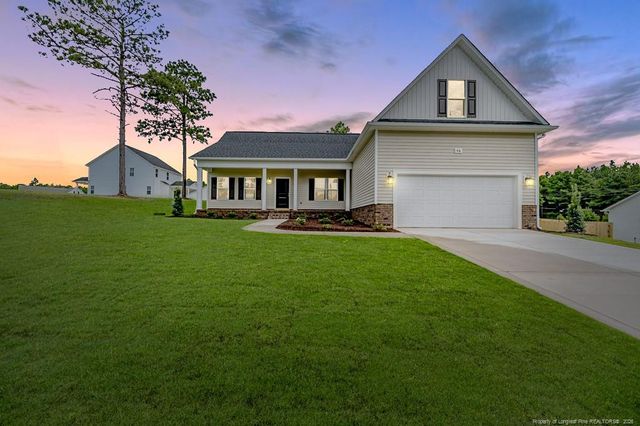 46 Poplar Drive, Spring Lake, NC 28390