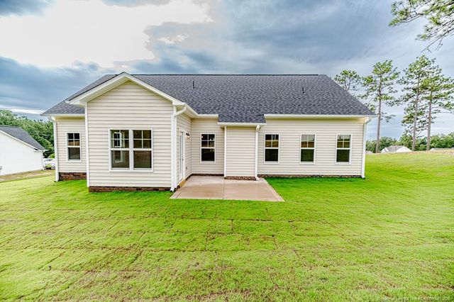 46 Poplar Drive, Spring Lake, NC 28390