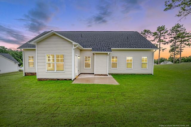46 Poplar Drive, Spring Lake, NC 28390