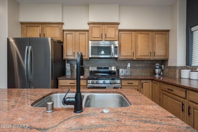 3910 Agua De Vida Drive, Las Cruces, NM 88012