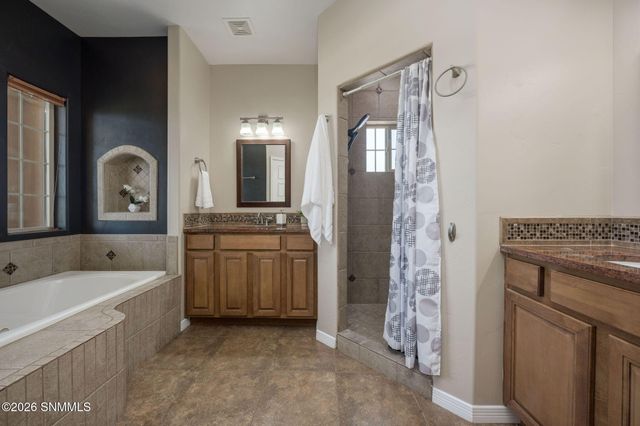 3910 Agua De Vida Drive, Las Cruces, NM 88012