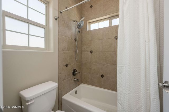 3910 Agua De Vida Drive, Las Cruces, NM 88012