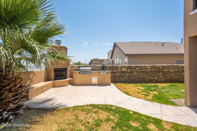 3910 Agua De Vida Drive, Las Cruces, NM 88012